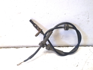 NISSAN Qashqai (2013–2021) Priekšējais ABS sensors - 2