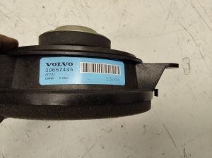 VOLVO XC60 (2008–2017) Rear side door speaker 30657445 - 2
