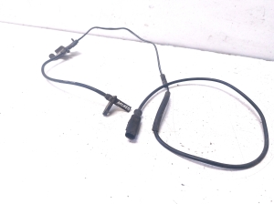 TOYOTA Avensis T27 (2008–2019) ABS-Sensor vorne 8954302061 - 2