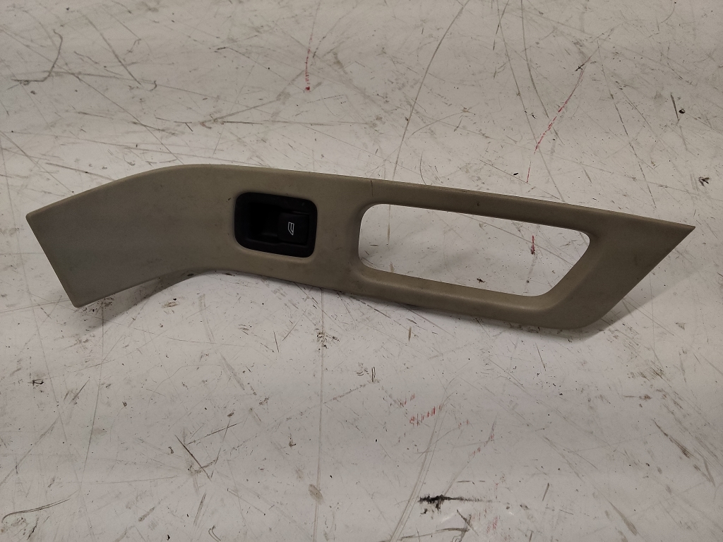 VOLVO XC60 (2008–2017) Schalter el. Fensterheber hinten 30766405 VOLVO XC60 (2008–2017) Schalter el. Fensterheber hinten 30766405