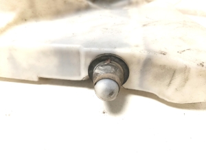 Jaguar XF (2008–2016) Front washer fluid reservoir - 6
