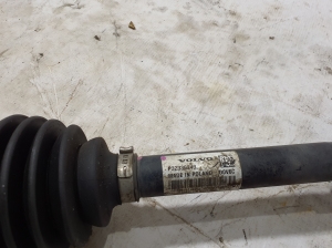 VOLVO XC90 (2015–2024) Front drive shaft and its parts 32336249 - 2