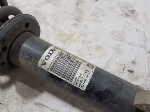 VOLVO XC90 (2015–2024) Front shock absorber 32269059 - 3