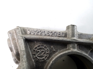 Peugeot 408 crossover I (2021–2026) Front drive shaft bracket 9822062780 - 2