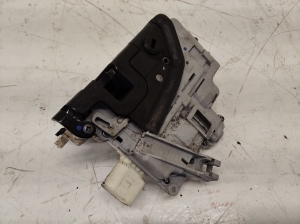 Volkswagen Passat B7 (2010–2014) Tagumise külgukse lukk 3C4839015A - 3
