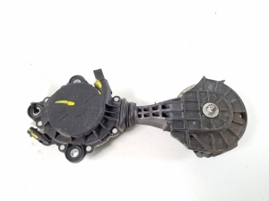 Belt tensioner - V759883280