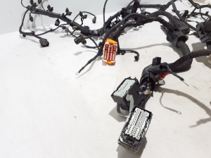 VOLVO XC90 (2015–2024) Engine wiring harness 32311177 - 3