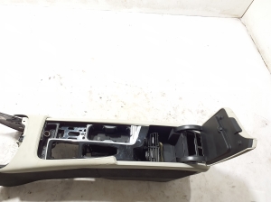 VOLVO XC90 (2015–2024) Center console - 2