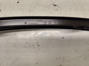 Volkswagen Passat B7 (2010–2014) Tagumise külgukse muu osa 3C0839901 - 3