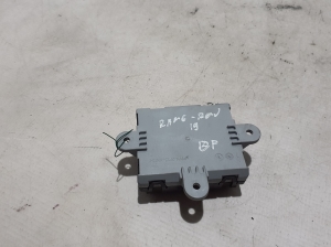 Land Rover Range Rover IV (2012–2026) Front door control unit JPLA14D617CA - 2