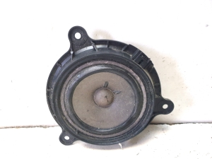Mazda CX-3 (2015–2026) Rear side door speaker GHR166960 - 3