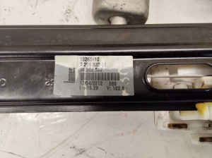 BMW 3 SERIES F30 (2011–2018) Lève-vitre de porte avant 13262410 - 2