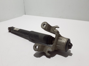 VOLVO XC90 (2015–2024) Rear shock absorber - 2