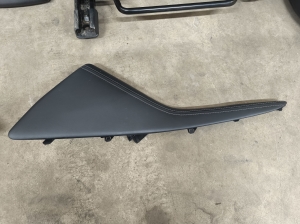 Mazda CX-3 (2015–2026) Salong ja selle osad - 12