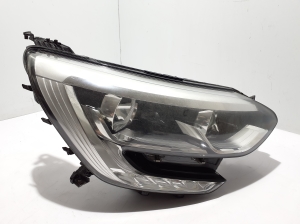 RENAULT Megane IV (2016–2022) Headlight 260102555R - 3