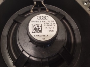AUDI A4 B8 (2007–2016) Tagumise külgukse kõlar 8K0035411A - 3