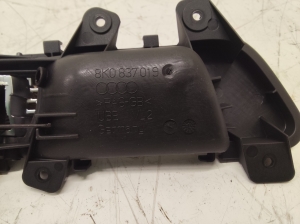 AUDI A4 B8 (2007–2016) Front door inner handle 8K0837019 - 3