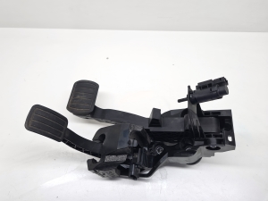   Pedals  - 9829019980 