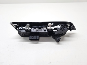 Opel Astra L (2021–2026) Esiukse klaaslüliti 9840228980 - 2