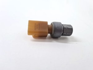   Kliimaradiaatori andur  - 9833078680 