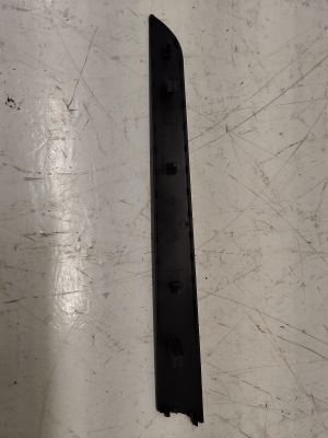 AUDI A4 B8 (2007–2016) Front door panel trim 8K0867409 - 3