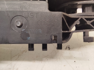 AUDI A4 B8 (2007–2016) Front door exterior handle 8K0637885 - 3