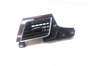 Dashboard air vent grilles - 4H1820901A