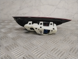 Mercedes Benz CLA-Class W118 (2019–2026) Tagatuli tagaluugil A1189066200 - 4