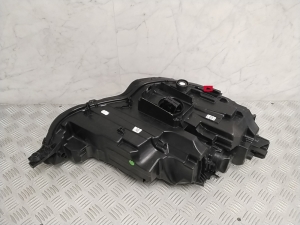 AUDI A3 8Y (2020–2026) Esituli 8Y0941035H - 3