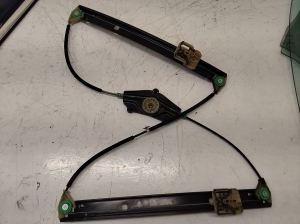 AUDI A4 B8 (2007–2016) Front door window regulator 8K0837461 - 3