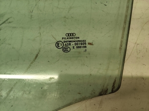 AUDI A4 B8 (2007–2016) Front door glass 43R001605 - 2