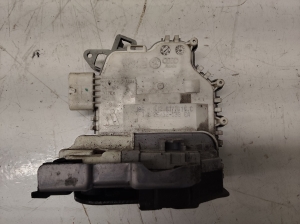 AUDI A4 B8 (2007–2016) Front door lock 8J2837015C - 3