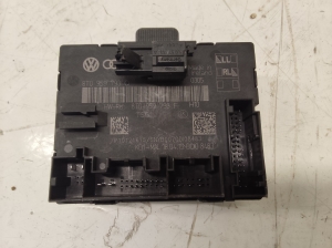 Front door control unit - 8T0959739Q