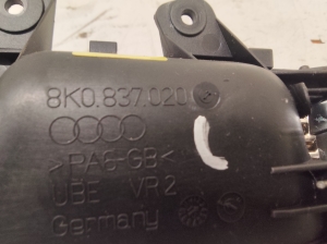 AUDI A4 B8 (2007–2016) Türöffner innen vorne 8K0837020 - 2