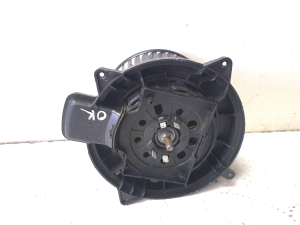 Heizungsgebläsemotor - 1737080602