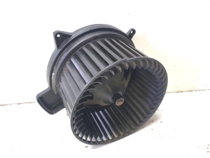 Mercedes Benz R-Class 251 (2006–2017) Heater blower motor 1737080602 - 5
