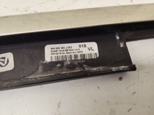 AUDI A4 B8 (2007–2016) Esiukse klaasi välimine liist 8K0853283 - 3