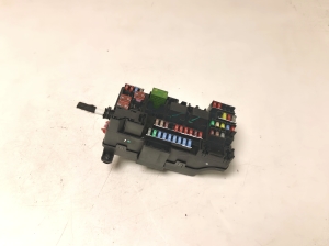   Interior fuse box  - 2109261 