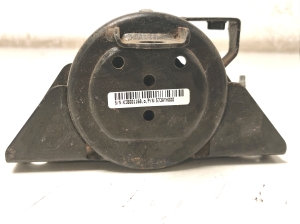 Opel Mokka (2012–2020) Engine mount 95327800 - 2