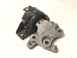 Opel Mokka (2012–2020) Engine mount 95327800 - 6