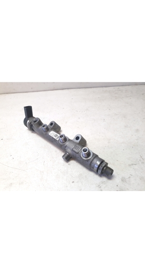 AUDI A8 D4 (2010–2017) Common Rail Kraftstoffleitung 059130090CN - 2