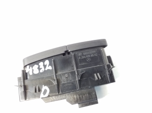 Mercedes Benz E-Class W207 (2009–2017) Door lock/unlock switch A2049058502 - 2