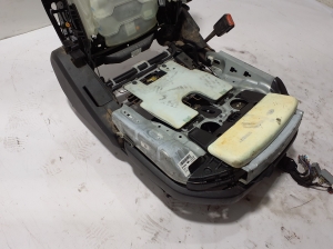 Land Rover Range Rover IV (2012–2026) Vordersitz und seine Teile LR113988 - 4
