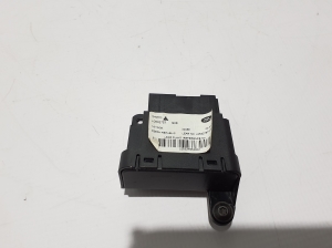   Front seat control unit  - L0532757 
