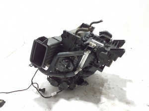Land Rover Range Rover IV (2012–2026) Heizung und ihre Teile HY3219B555CC - 6