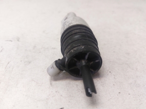 Mercedes Benz C-Class 205 (2014–2021) Front windshield washer pump A0998660121 - 3