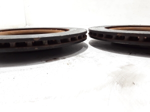 Land Rover Range Rover IV (2012–2026) Tagumine piduriketas LR099038 - 3