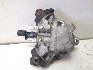 AUDI A8 D4 (2010–2017) Kütusepump 0445010677 - 5