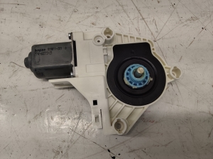 Rear side door window regulator motor - 8K0959812