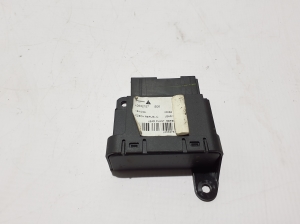   Steuergerät für Vordersitze  - L0532757 